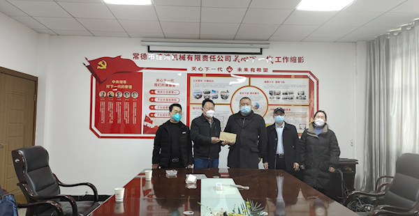 市科协领导走访慰问科技工作者 