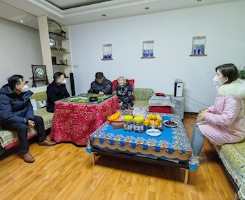 副市长周代惠节前走访归侨侨眷